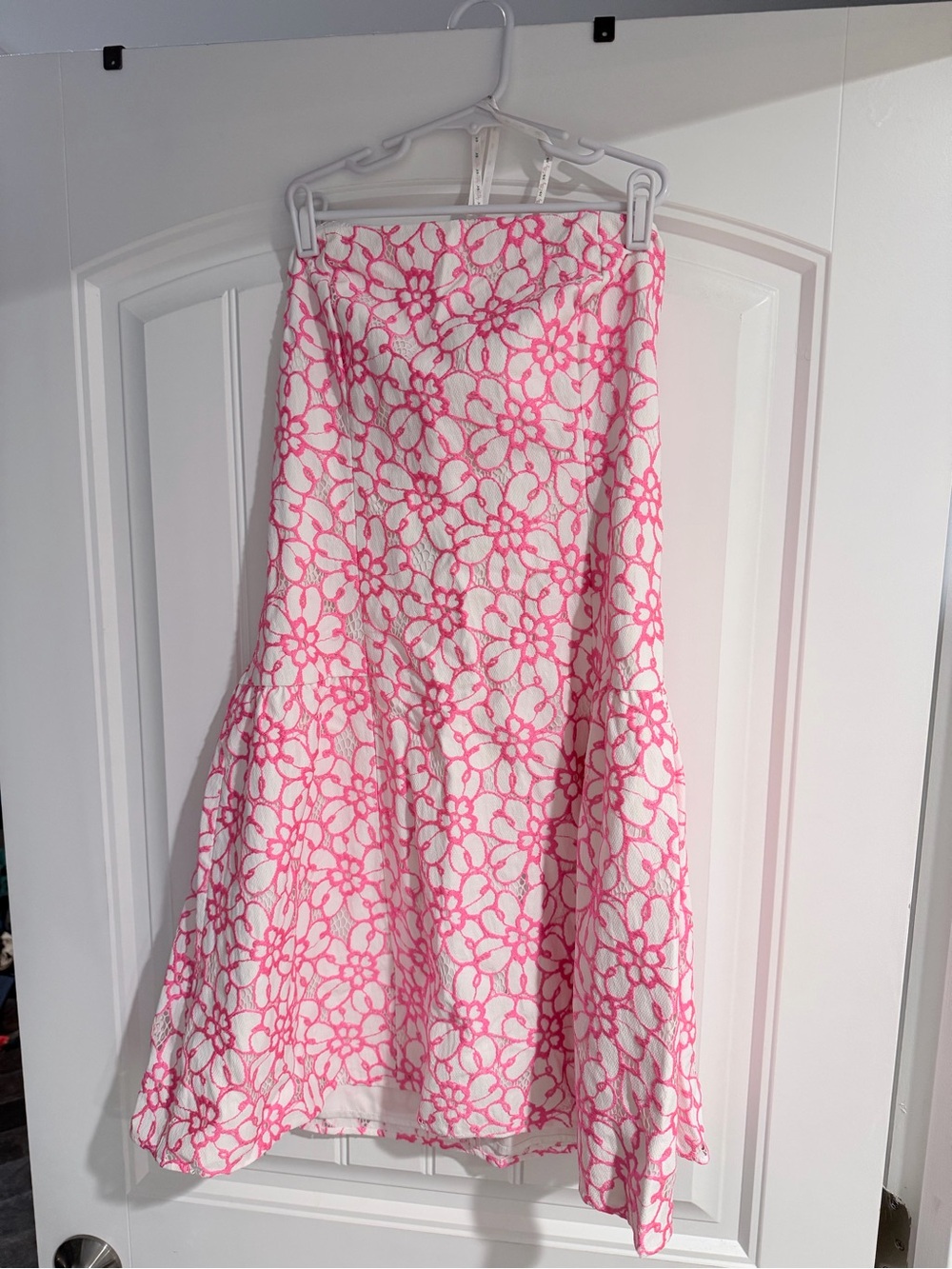 Lilly Pulitzer Pink Floral strapless dress on White